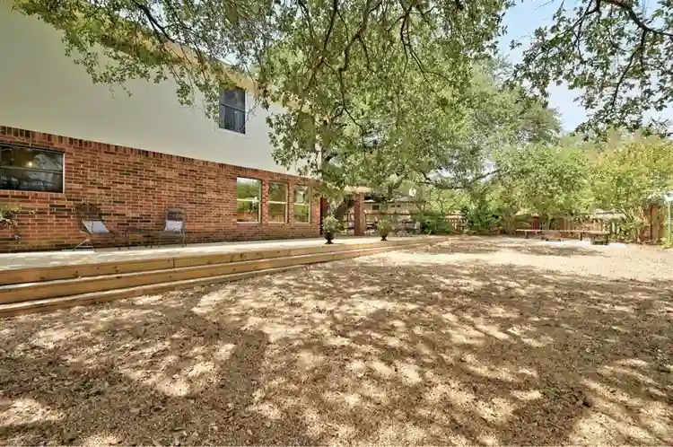 Newly renovated looking for
roommat