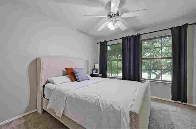 Newly renovated looking for 
roommat