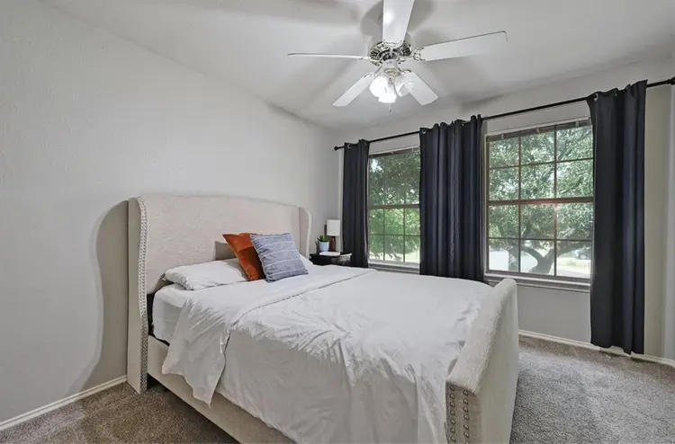 Newly renovated looking for
roommat