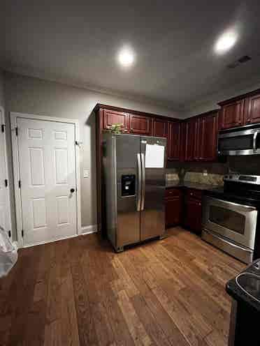 Room With a Vibe 🛋️ Pet Friendly!!