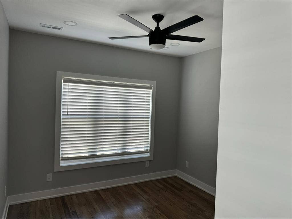 Looking for roommate ASAP