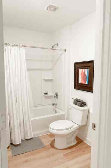 Fully Furnished !