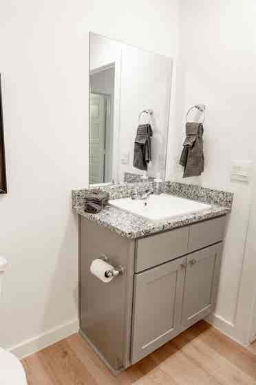 Fully Furnished !