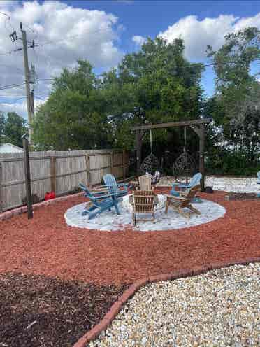 Looking for a roommate!!