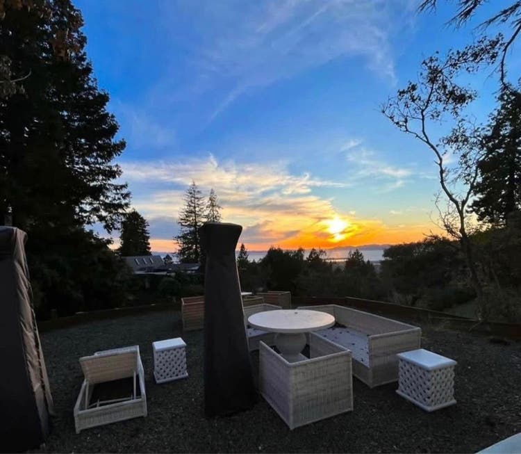 Cozy Room in Berkeley Hills