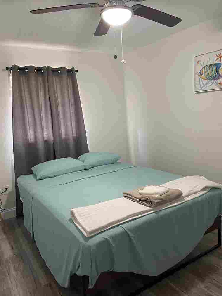 Private Room with Share bathroom