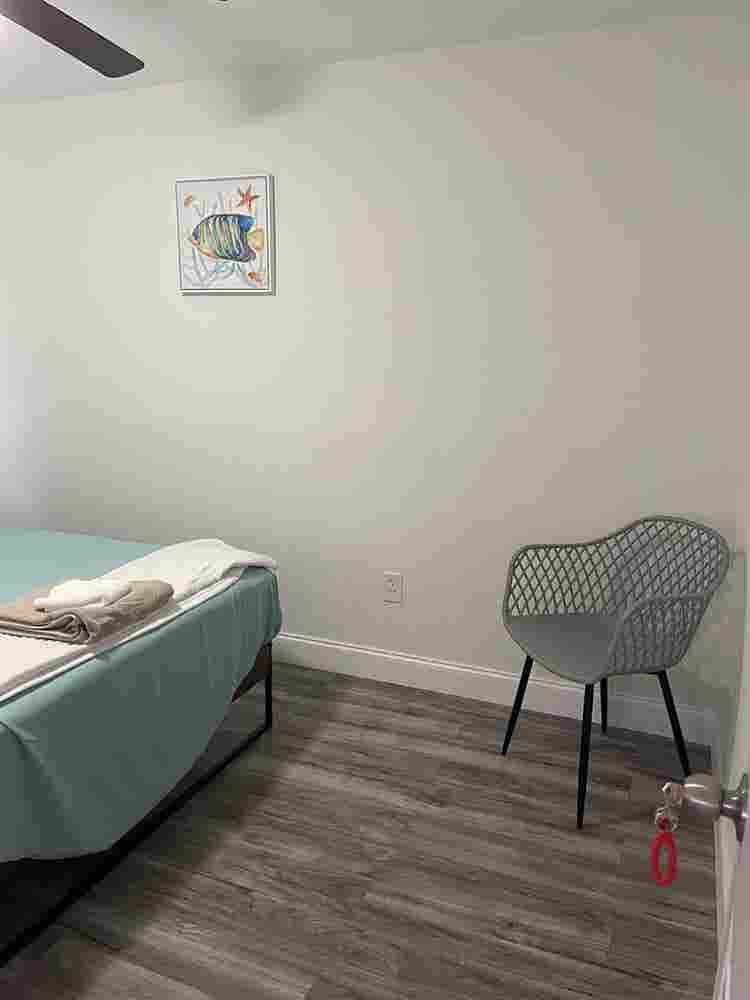 Private Room with Share bathroom