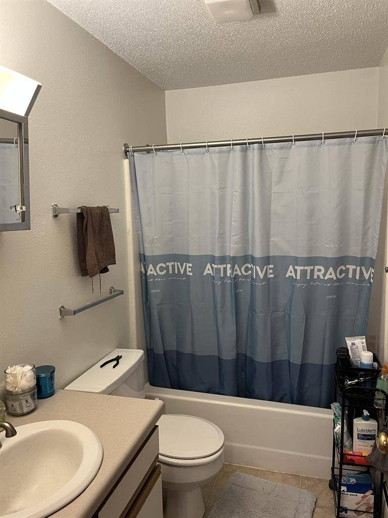 Looking for roommate for 2 bed apt