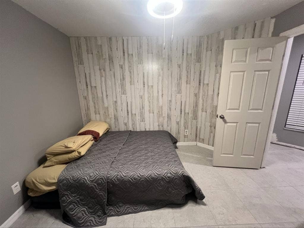 2 bedroom lake front apartment