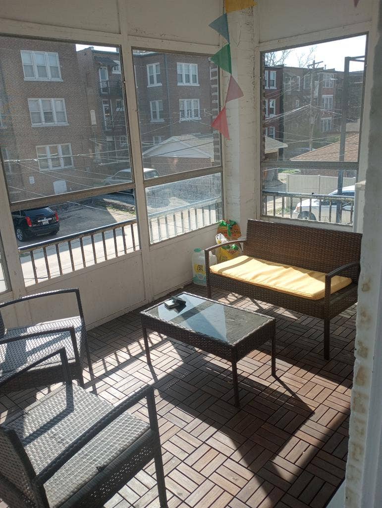 Looking for Roommate(s)!