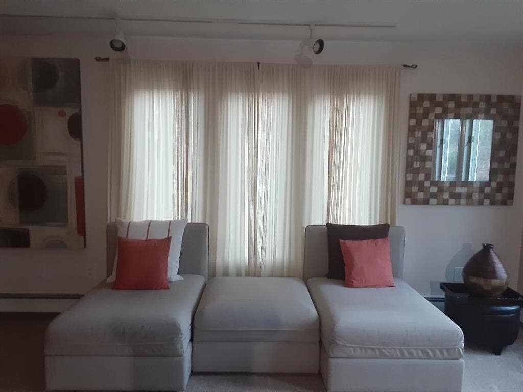Spacious room in single family home