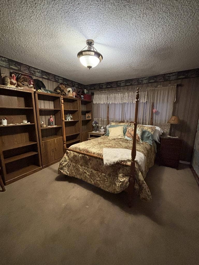 Furnished Bedroom & Private Bath