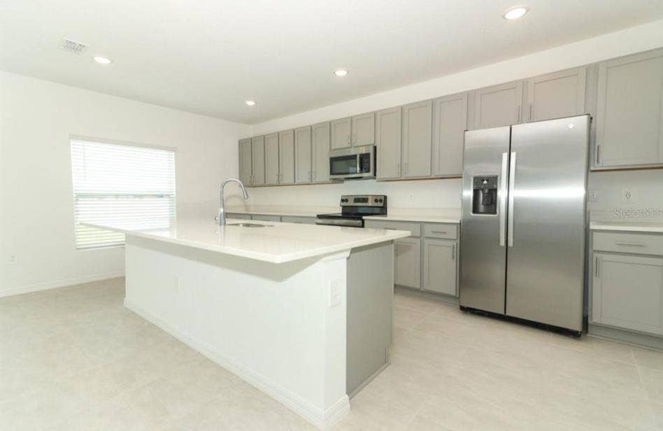 Renting a room in Poinciana