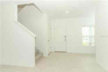 Renting a room in Poinciana