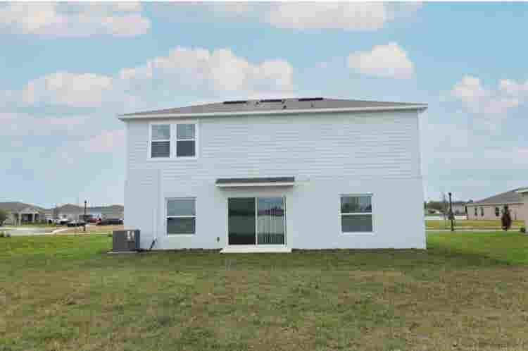 Renting a room in Poinciana