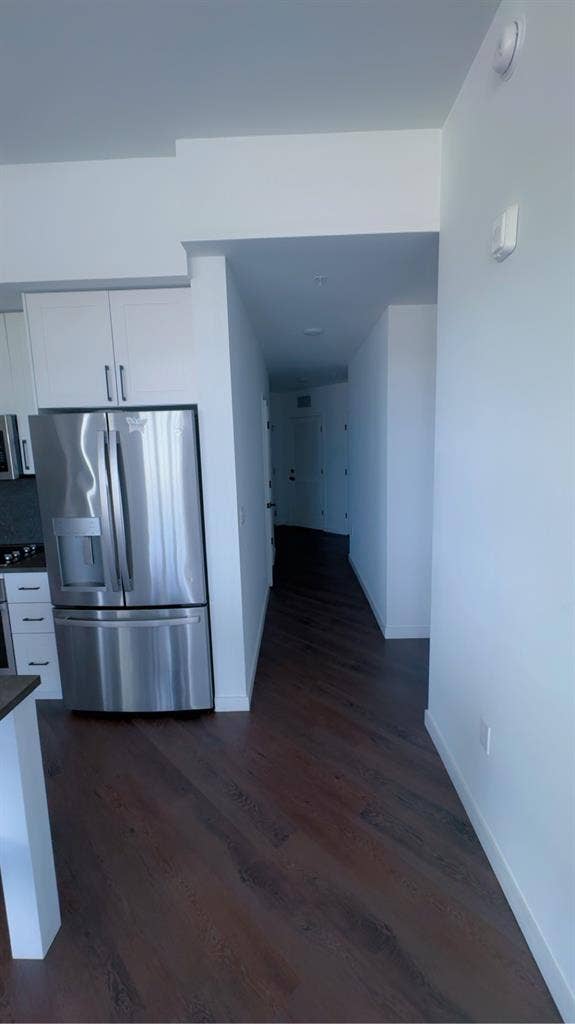 Female roommate needed in Lantana