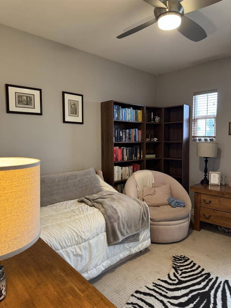 Beautiful spacious bedroom