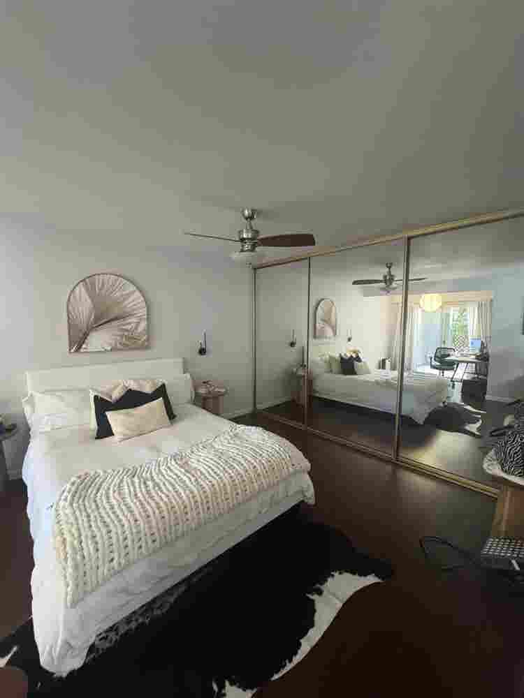 MASTER ROOM IN SOLANA BEACH