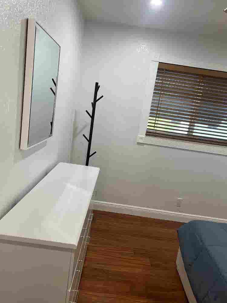 Furnished room, privet bathroom