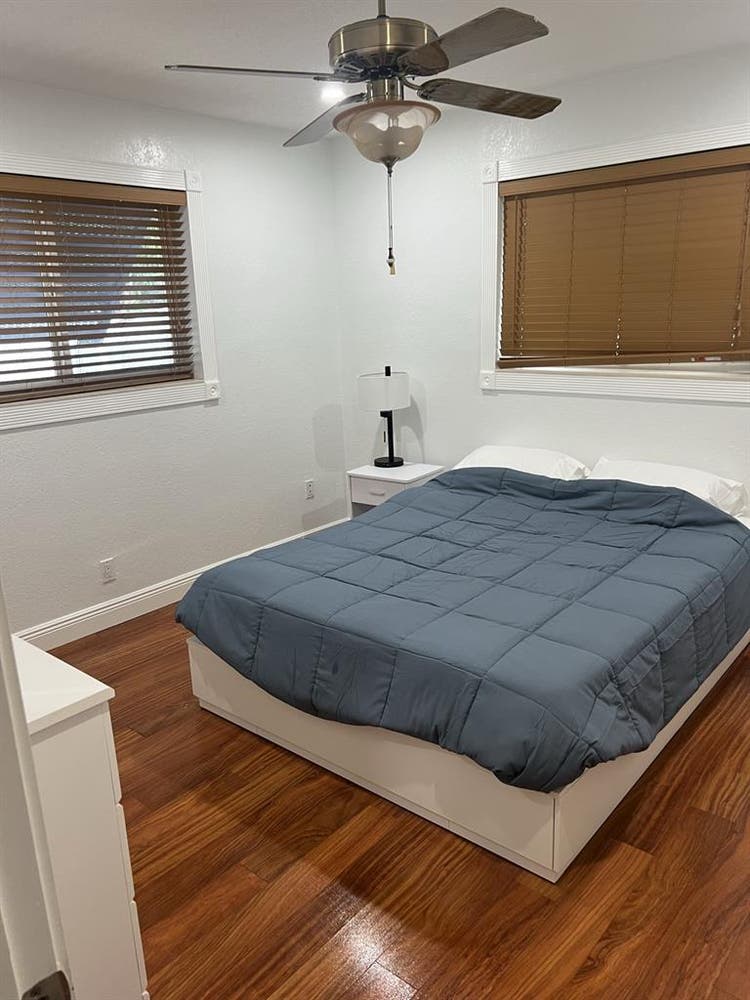 Furnished room, privet bathroom