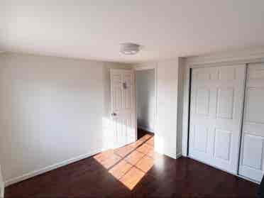 1 Bedroom Available in Large House