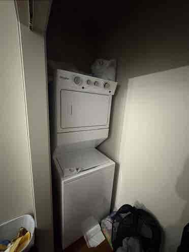 Rent room from may 5th to july st