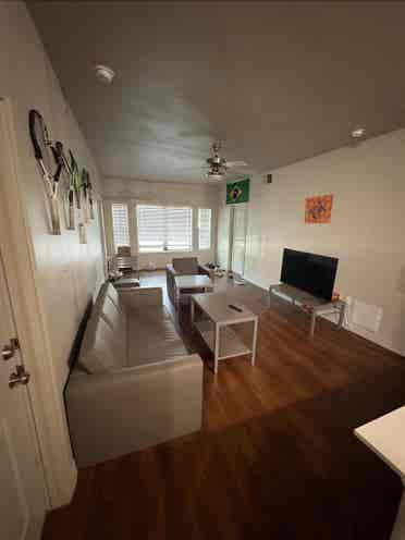 Rent room from may 5th to july st