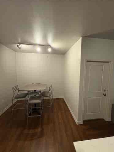 Rent room from may 5th to july st