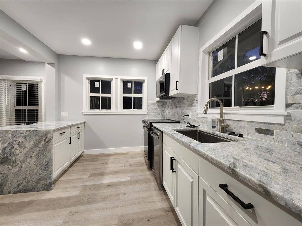 PRIVATE ROOM FOR RENT IN FTL