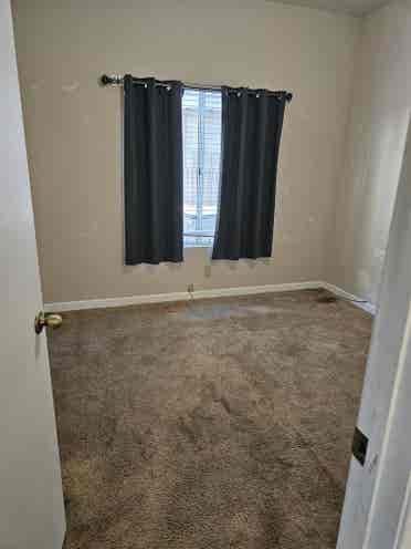 Nice room in Orangecrest Riverside