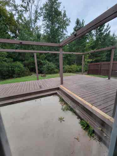 2 rooms available!