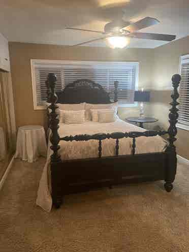 VERY CLEAN BEAUTIFUL ROOM FOR RENT