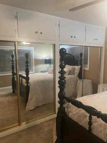 VERY CLEAN BEAUTIFUL ROOM FOR RENT