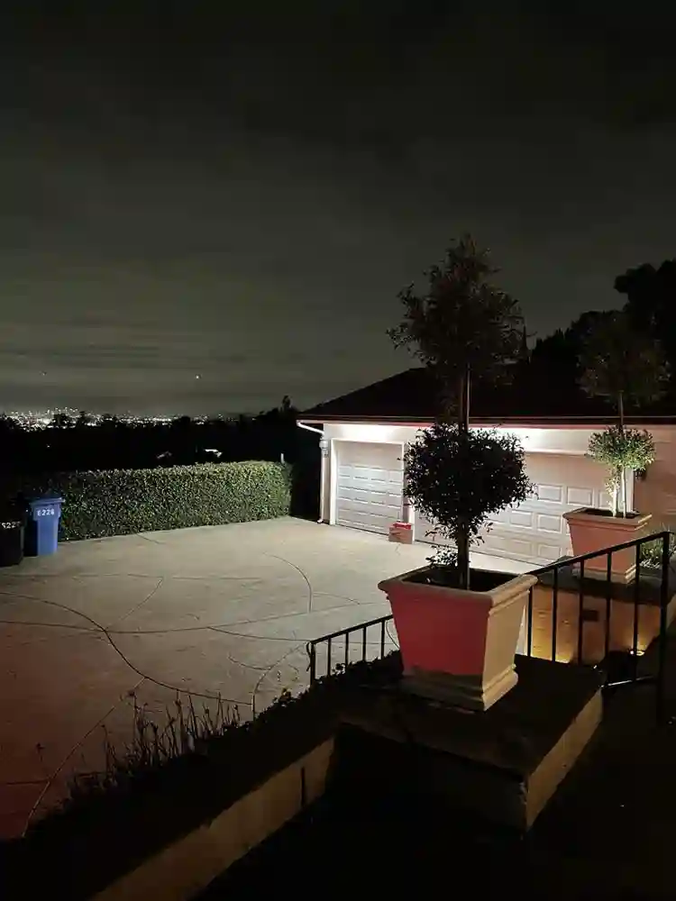 VERY CLEAN BEAUTIFUL ROOM FOR RENT