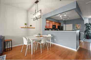 Private bed and bath in Sanford