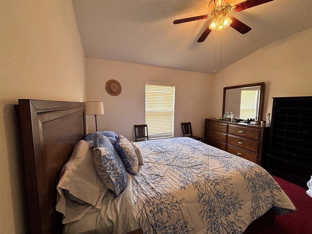 Furnished Room For Rent w/Utilities