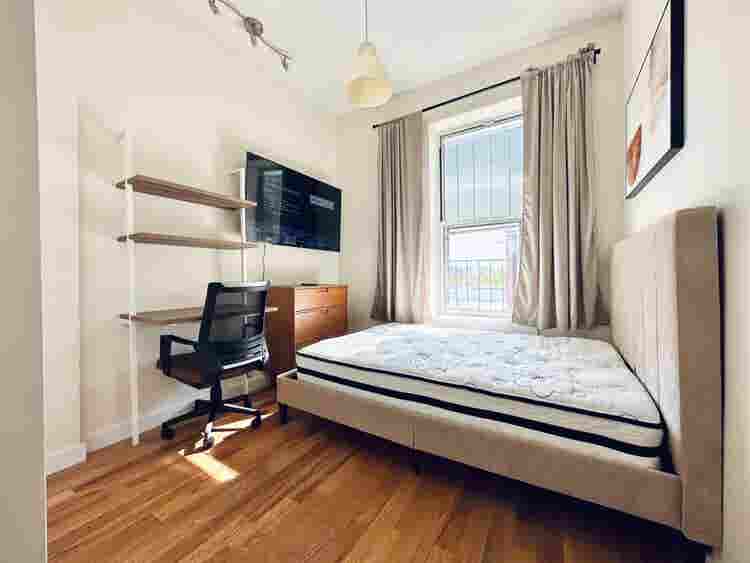 Bright Room in Prime Crown Heights