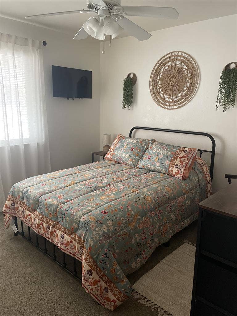 Furnished Room for Rent