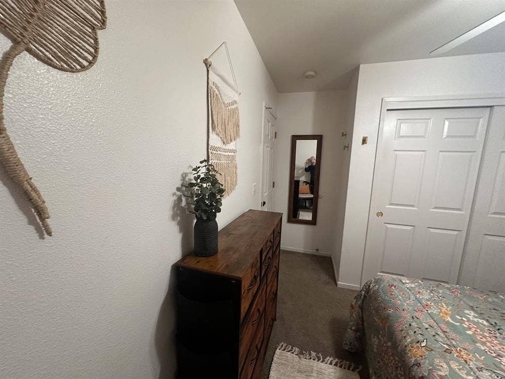 Furnished Room for Rent