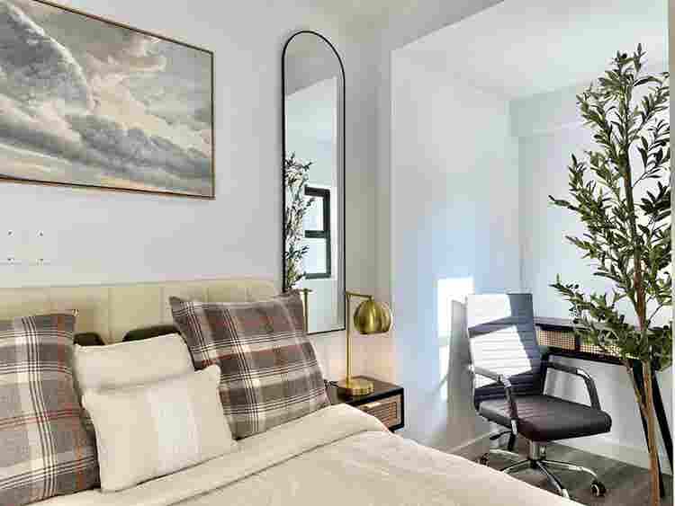 Spacious Room in Vanderbilt Ave