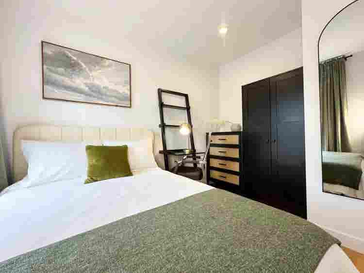 Cozy & Bright Room in Fort Greene