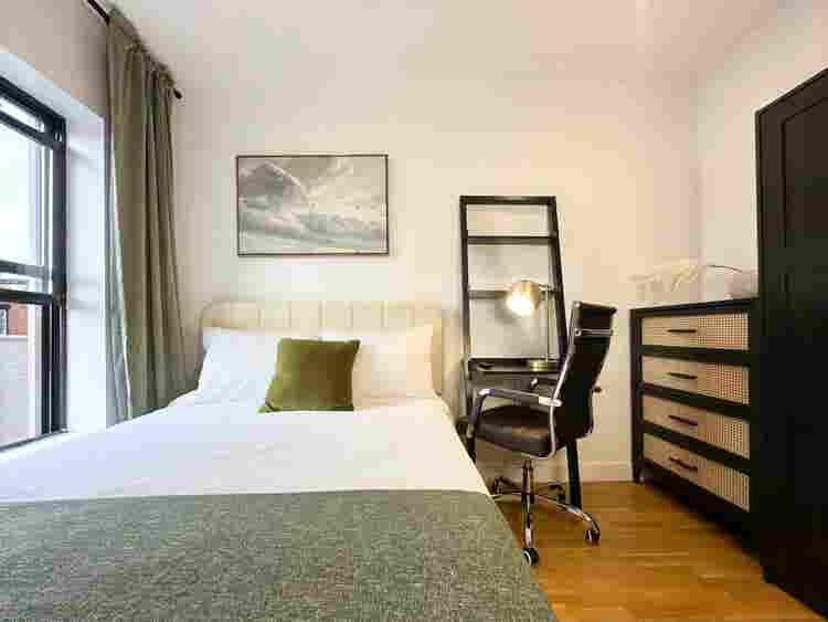 Cozy & Bright Room in Fort Greene