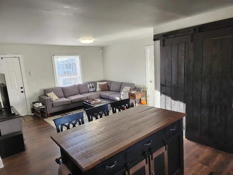 5 miles from Downtown Nashville!