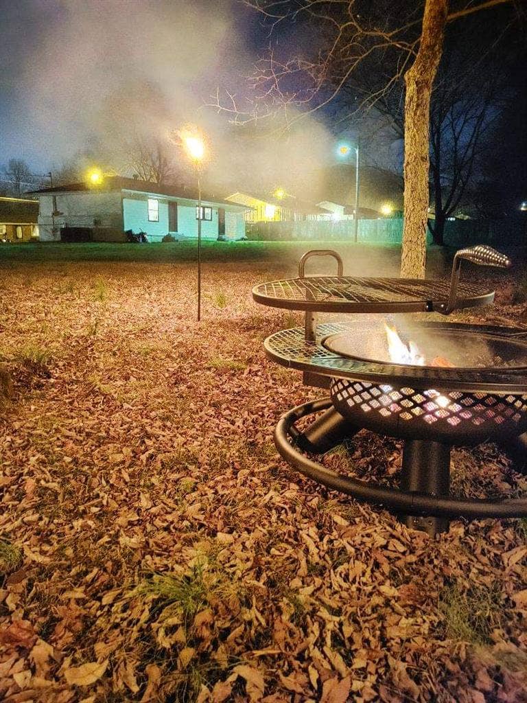 5 miles from Downtown Nashville!