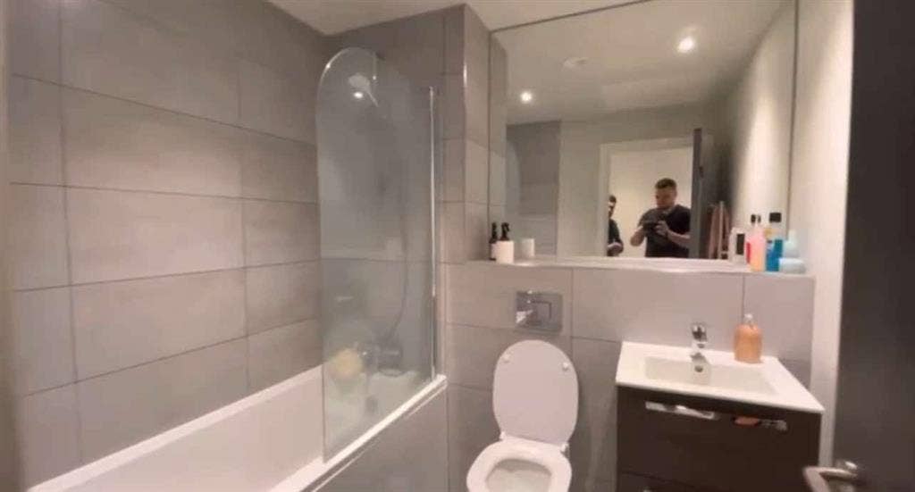 Double bedroom in excellent flat