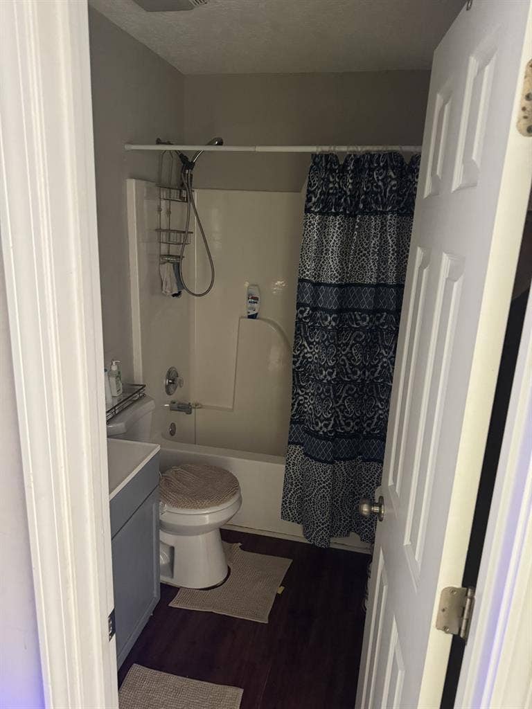 Male Occupied Room Rental