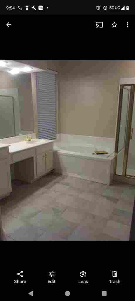 MASTER SUITE FOR RENT