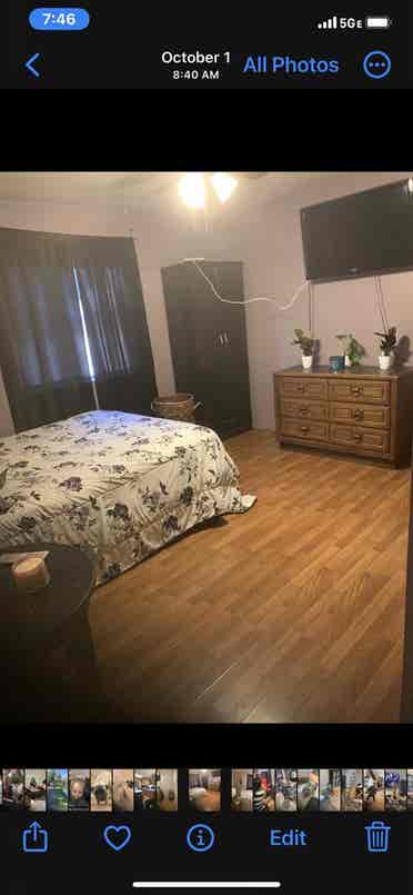 Furnished room