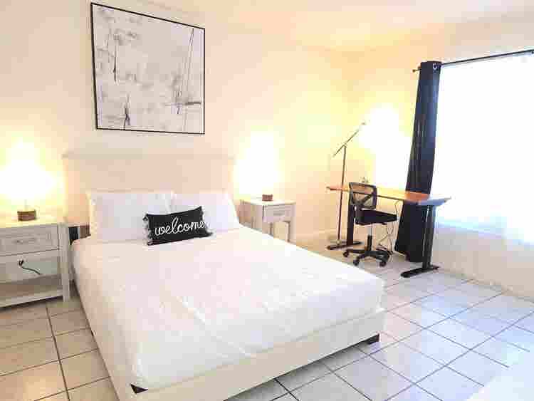 Dreamy Suites w/ Private Bathroom