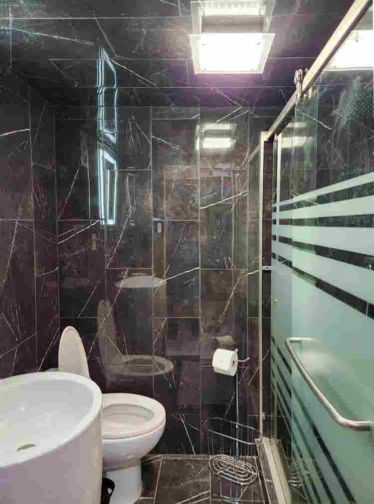 EX-LARGE STUDIO in Beautiful TOWERS